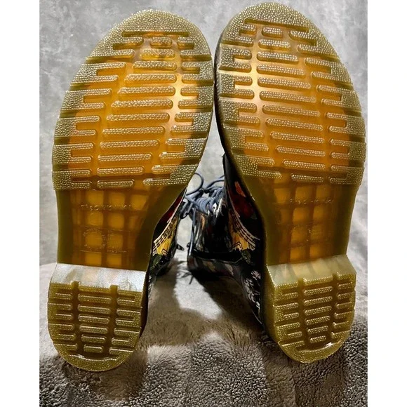 Dr. Martens Darcy Floral 14 Eye Tall Darcy Boots us 9 - Picture 9 of 10